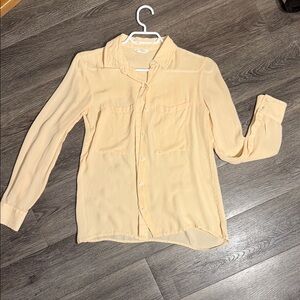 Chic Club Monaco Light Peach Silk Button-Up Blouse